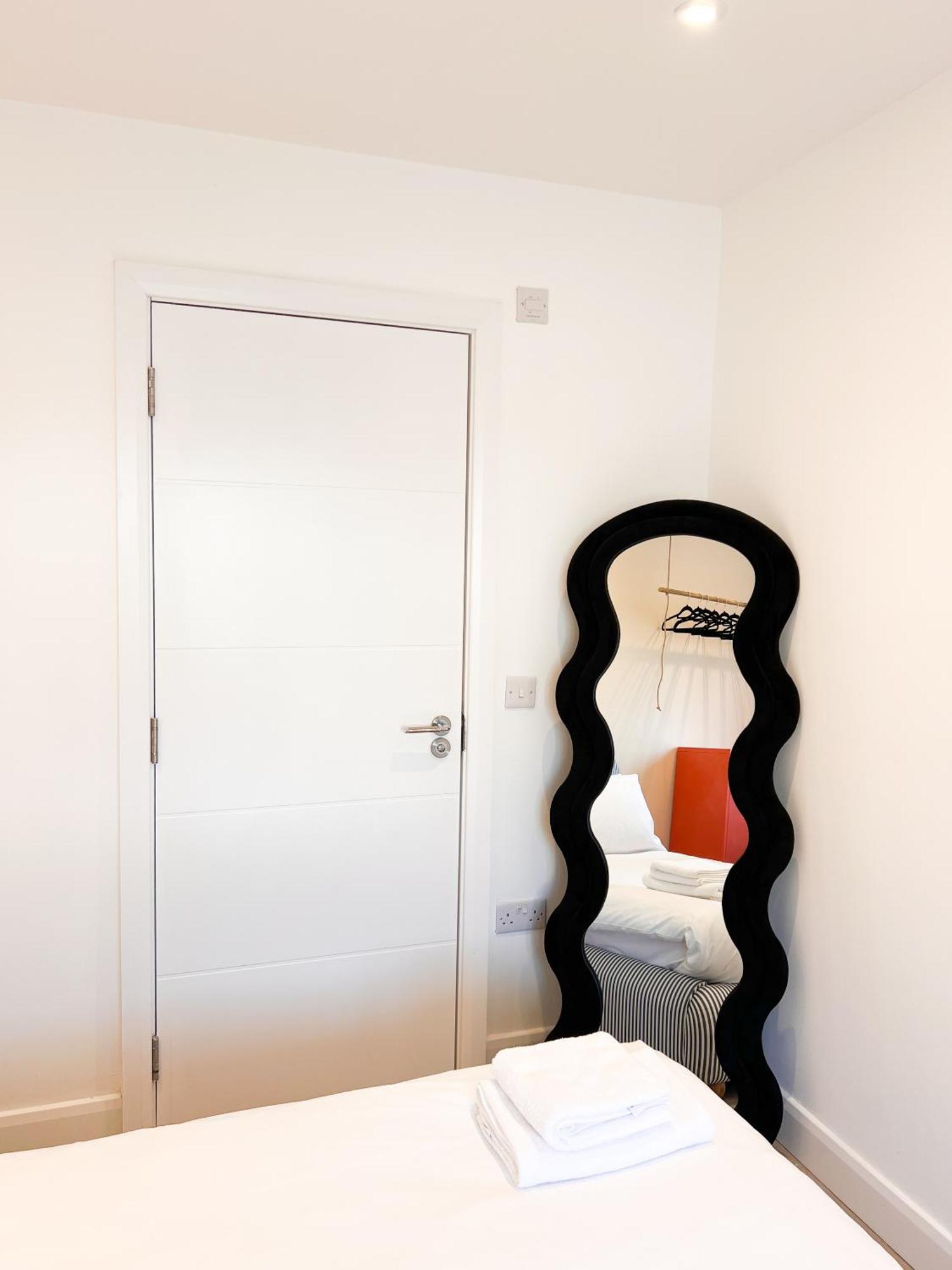 Hotel Zozy Clitterhouse Londyn Pokój zdjęcie